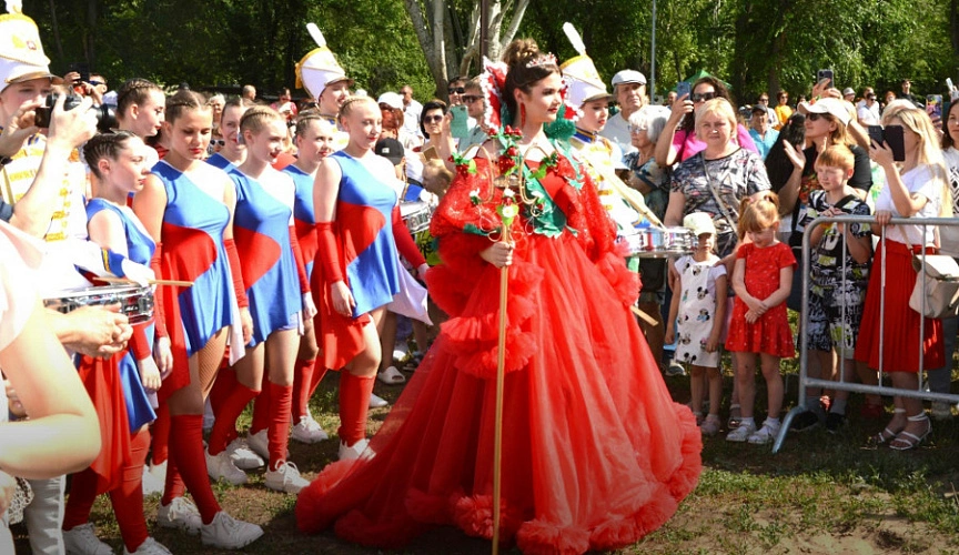 Фото: Балаковский Фестиваль клубники