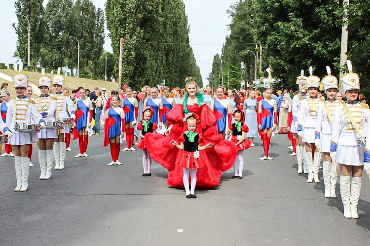 Фото: паблик «Балаковский фестиваль клубники»